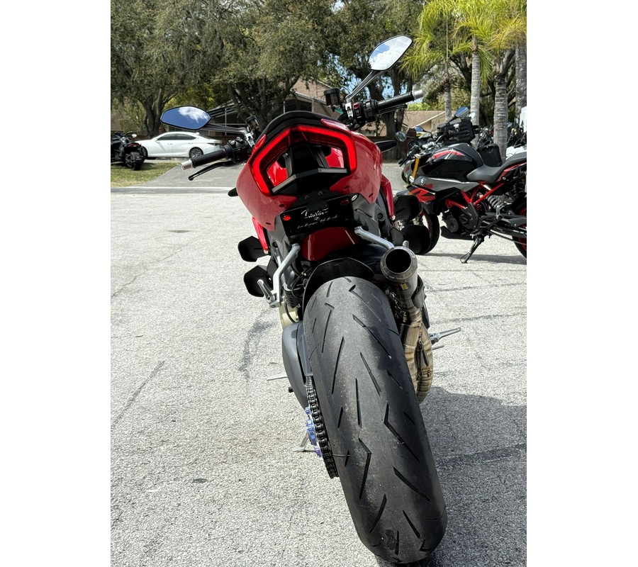 2022 Ducati Streetfighter V4 S