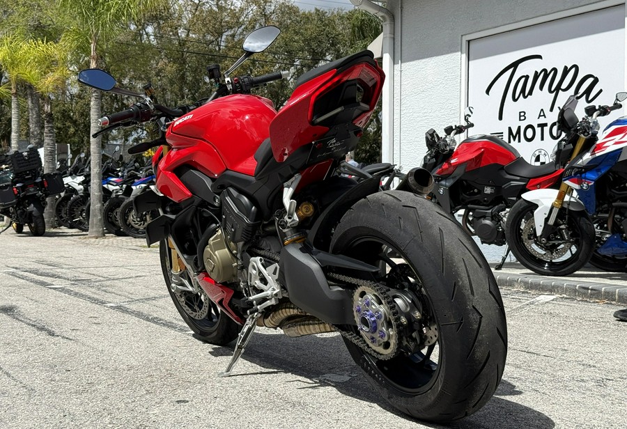 2022 Ducati Streetfighter V4 S
