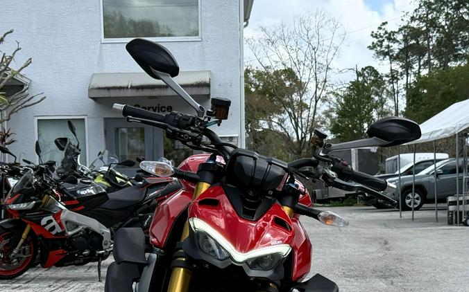 2022 Ducati Streetfighter V4 S