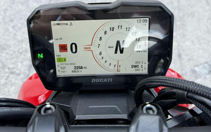 2022 Ducati Streetfighter V4 S