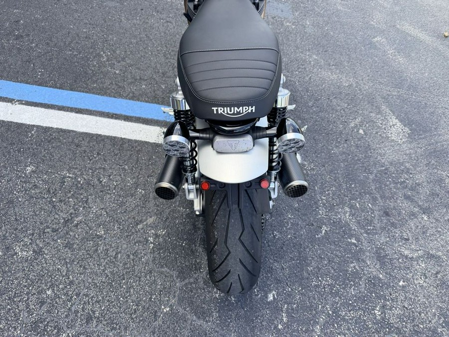 2019 Triumph Speed Twin Jet Black