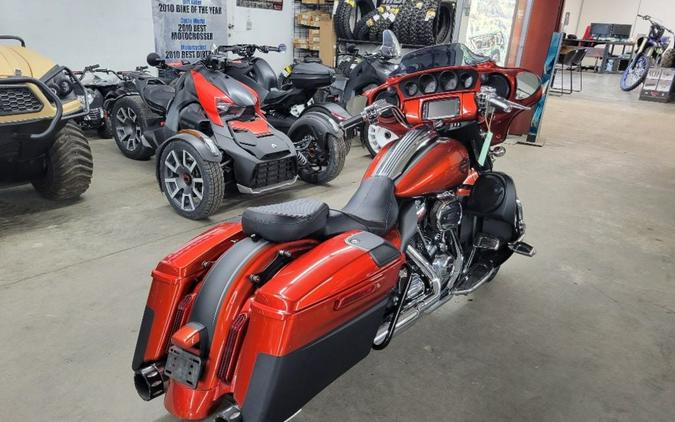 2018 Harley-Davidson Street Glide® CVO™ Street Glide®