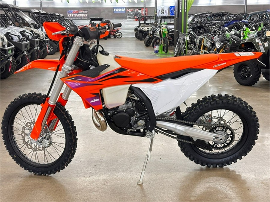 2024 KTM XC 250 W