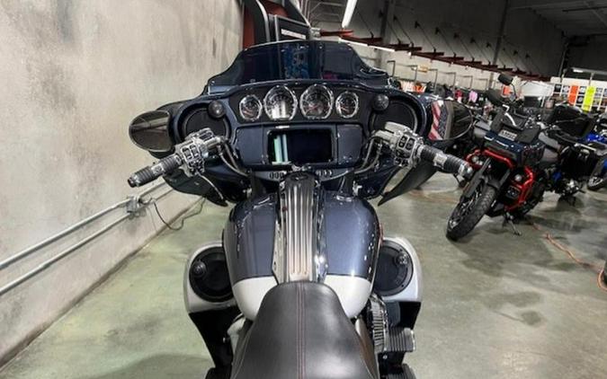 2019 Harley-Davidson® FLHXSE - CVO™ Street Glide®