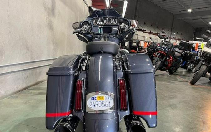 2019 Harley-Davidson® FLHXSE - CVO™ Street Glide®