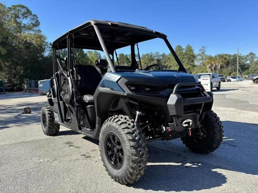 2026 Can-Am® Defender MAX XT HD11 With 10.25 in.display