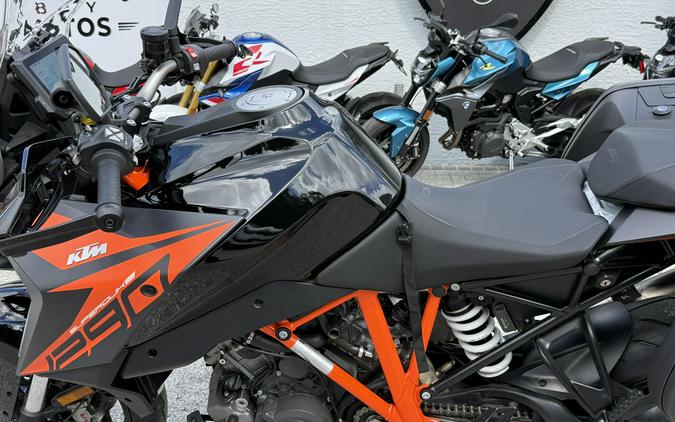 2020 KTM 1290 Super Duke GT