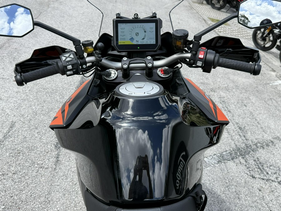 2020 KTM 1290 Super Duke GT
