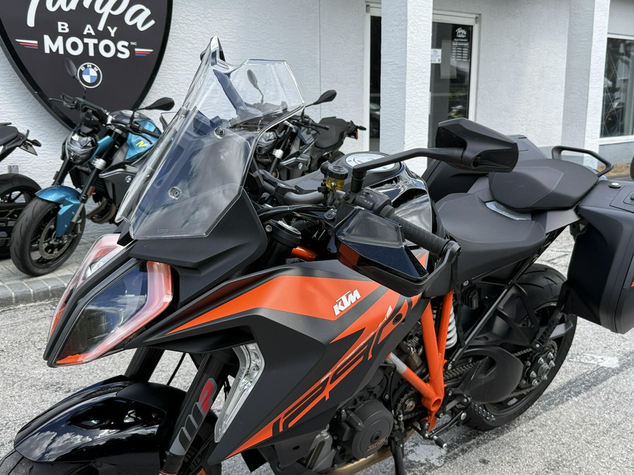 2020 KTM 1290 Super Duke GT