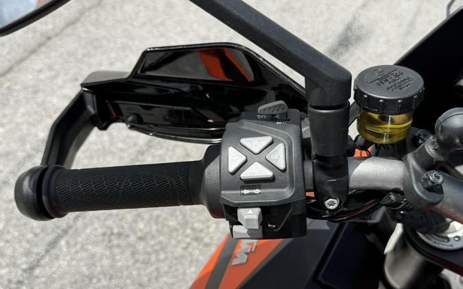 2020 KTM 1290 Super Duke GT