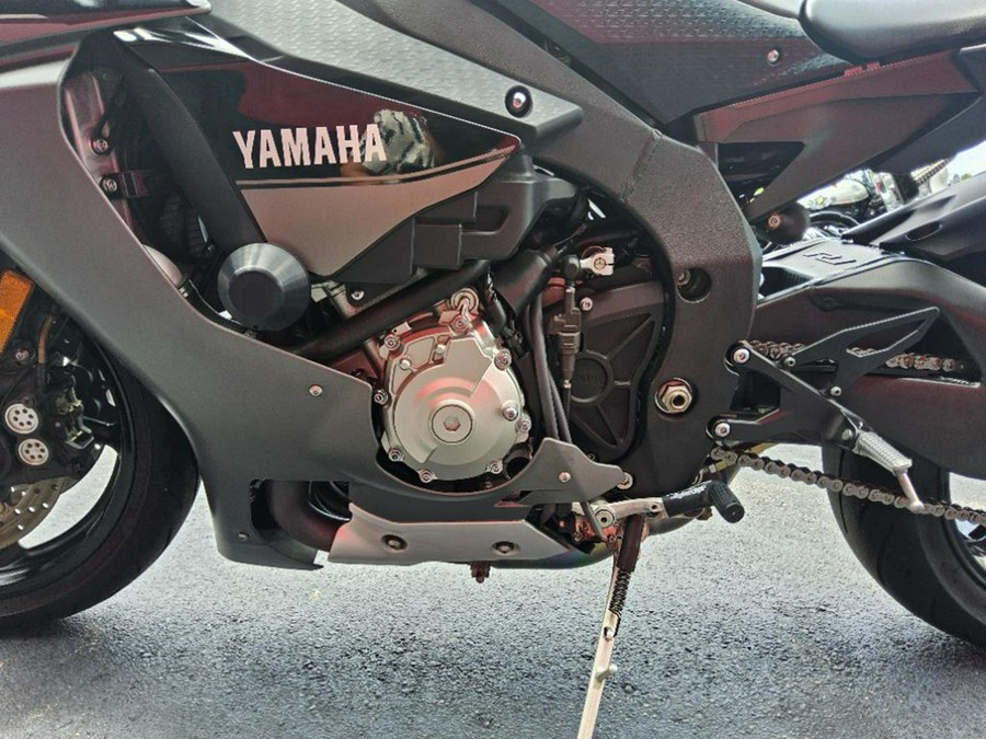 2016 Yamaha YZF-R1S
