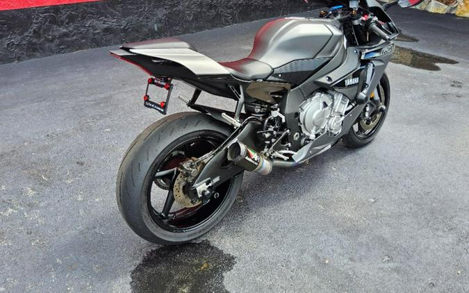 2016 Yamaha YZF-R1S