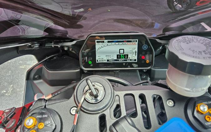 2016 Yamaha YZF-R1S
