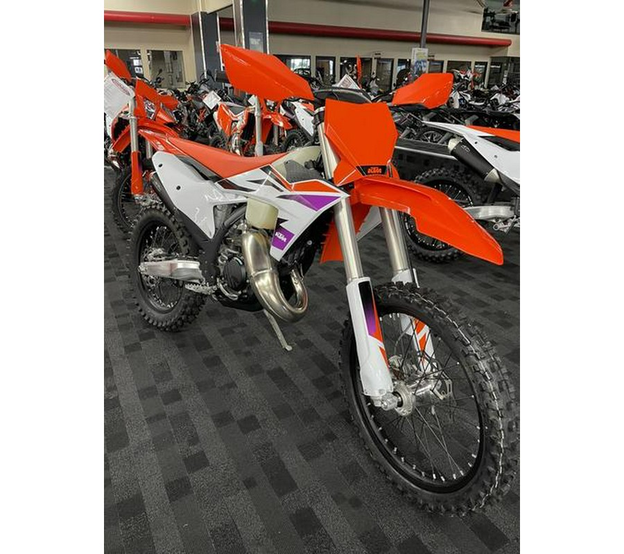 2024 KTM 125 XC