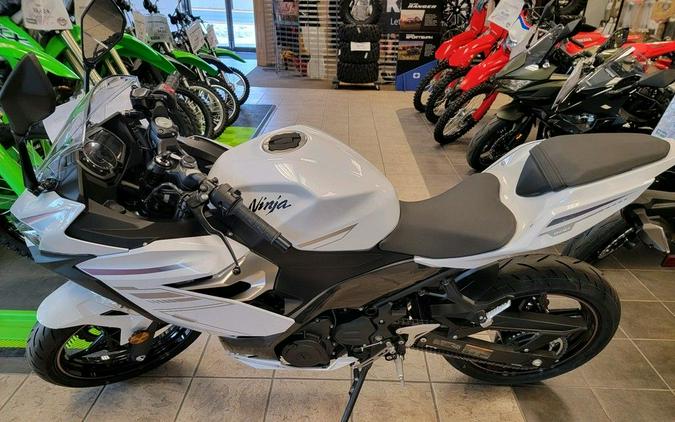 2023 Kawasaki Ninja® 400 KRT Edition