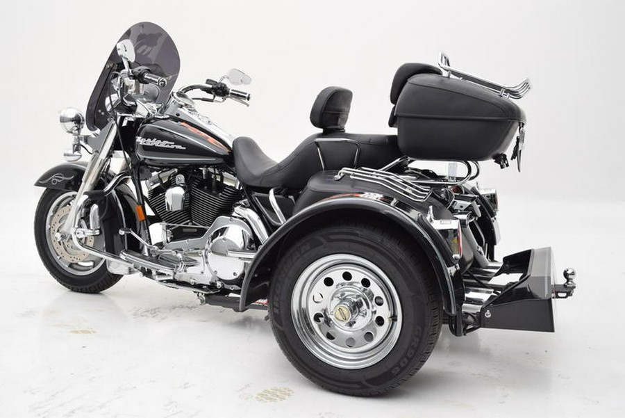 2004 Harley-Davidson® FLHRS