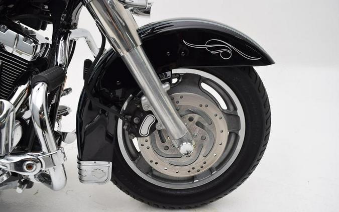 2004 Harley-Davidson® FLHRS