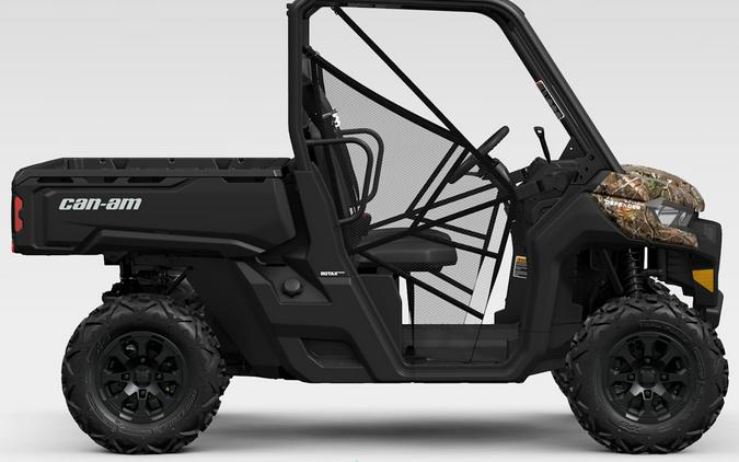 2025 Can-Am Defender DPS HD7