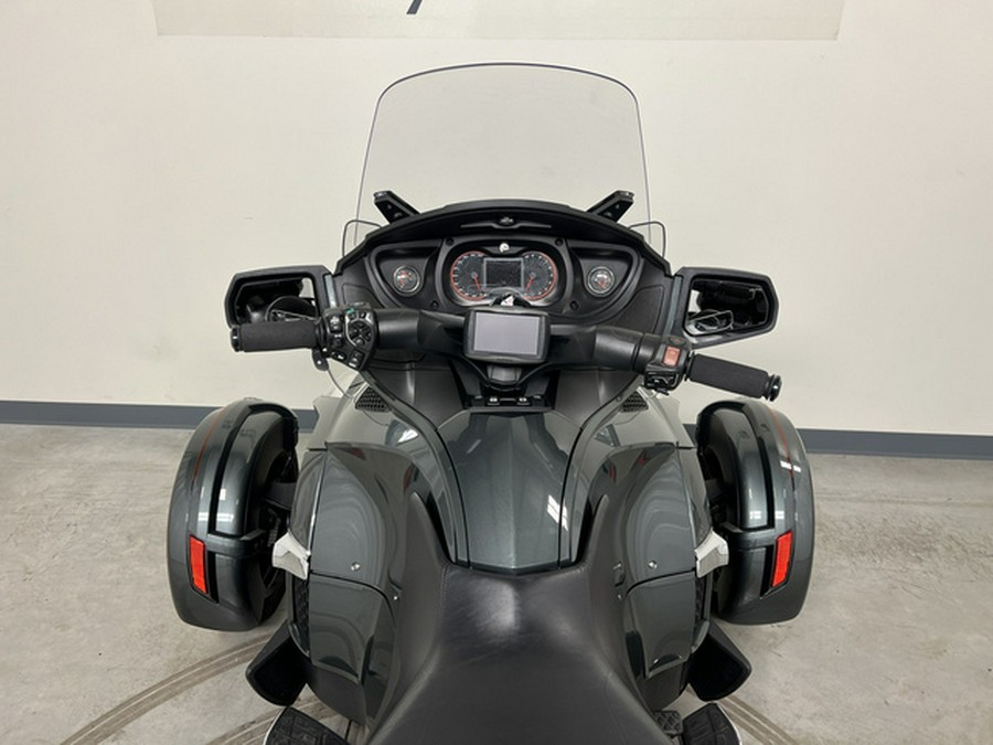 2017 Can-Am Spyder RT SE6 Limited