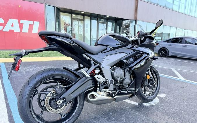 2026 Triumph Daytona 660 Sapphire Black