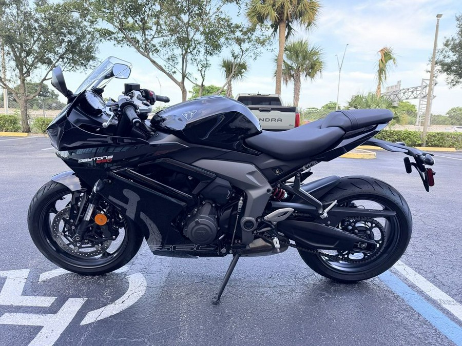 2026 Triumph Daytona 660 Sapphire Black