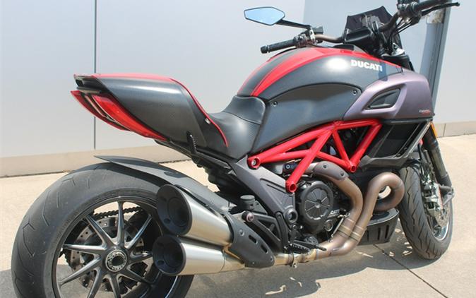 2015 Ducati Diavel Carbon