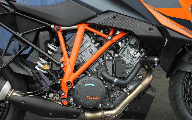 2024 KTM 1290 SUPER DUKE GT