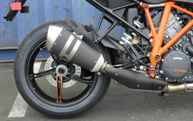 2024 KTM 1290 SUPER DUKE GT