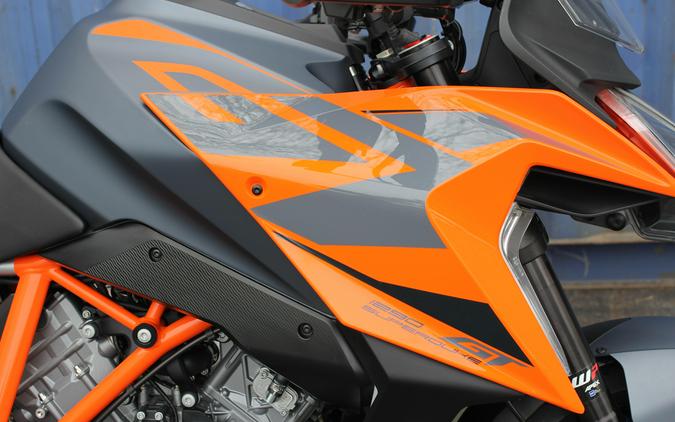 2024 KTM 1290 SUPER DUKE GT