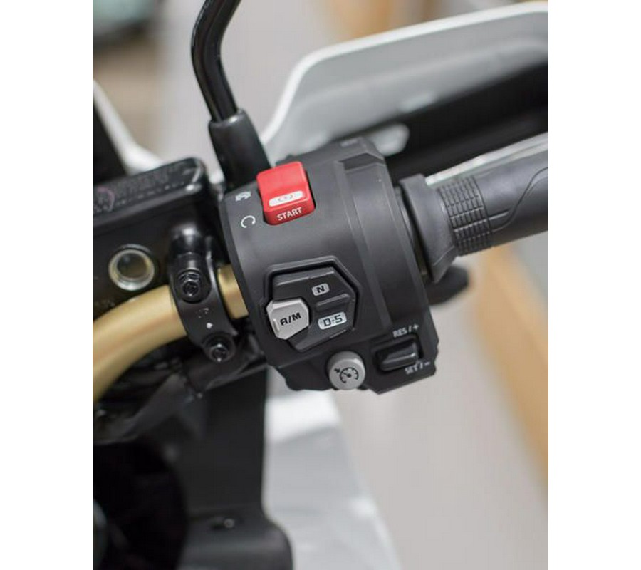 2024 Honda Africa Twin Adventure Sports ES