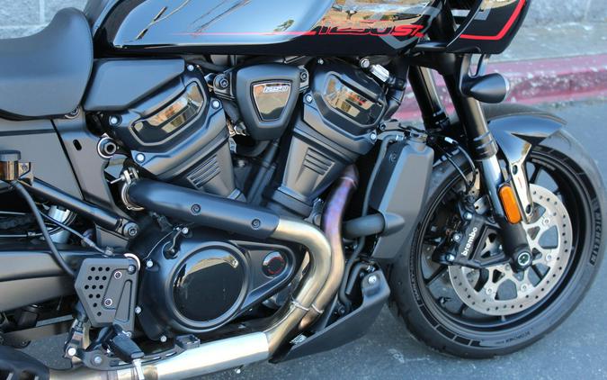 2025 Harley-Davidson® Pan America® 1250 ST VIVID BLACK