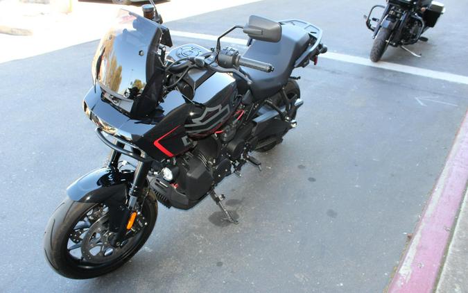 2025 Harley-Davidson® Pan America® 1250 ST VIVID BLACK