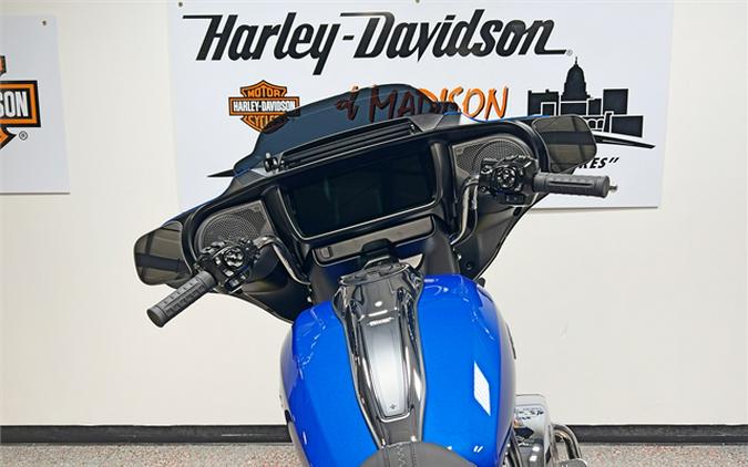 2024 Harley-Davidson Street Glide FLHX BLUE BURST Chrome Trim