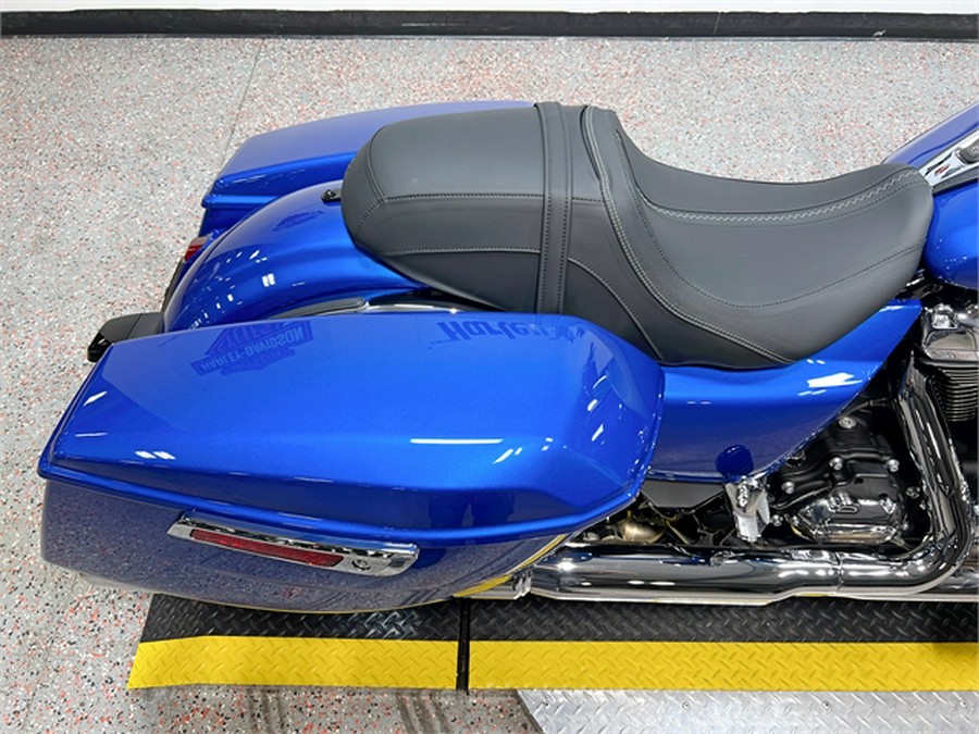 2024 Harley-Davidson Street Glide FLHX BLUE BURST Chrome Trim