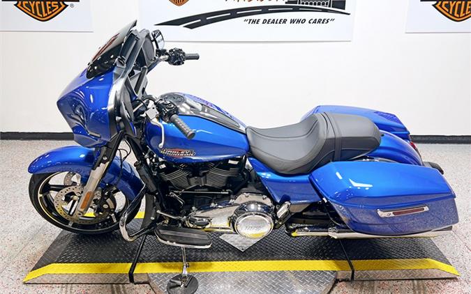 2024 Harley-Davidson Street Glide FLHX BLUE BURST Chrome Trim