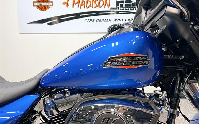 2024 Harley-Davidson Street Glide FLHX BLUE BURST Chrome Trim