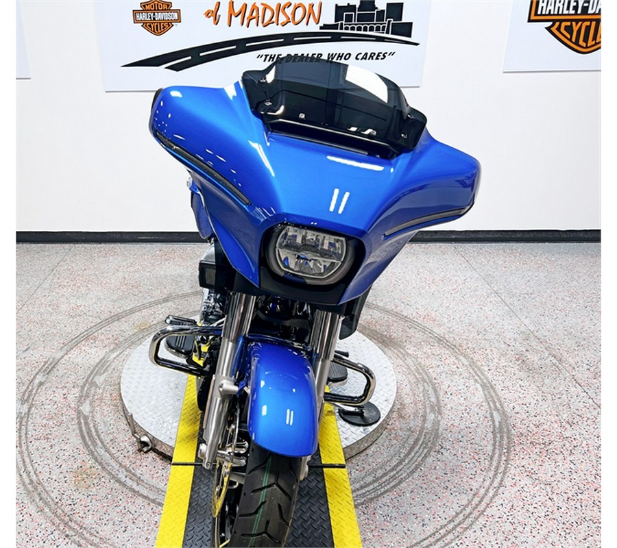 2024 Harley-Davidson Street Glide FLHX BLUE BURST Chrome Trim