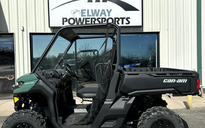 2025 Can-Am Defender DPS HD7