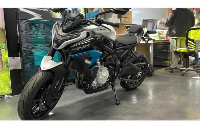 2026 CFMOTO 675 NK