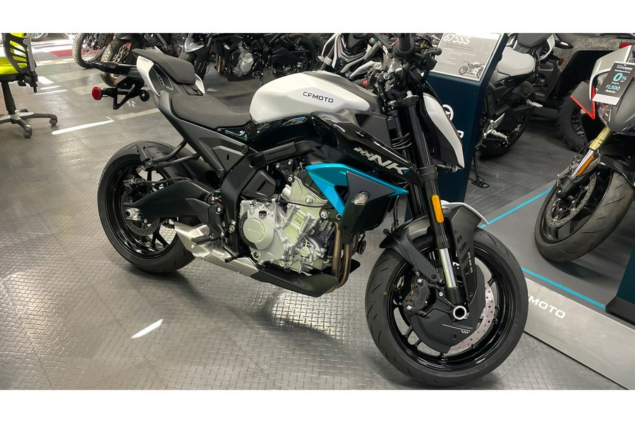 2026 CFMOTO 675 NK