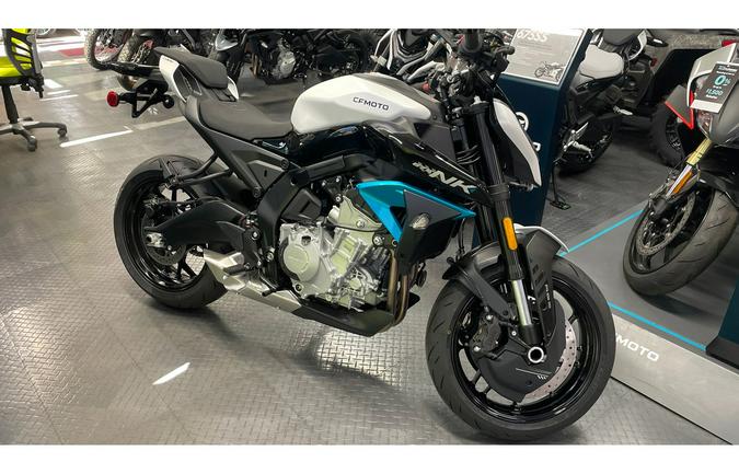 2026 CFMOTO 675 NK