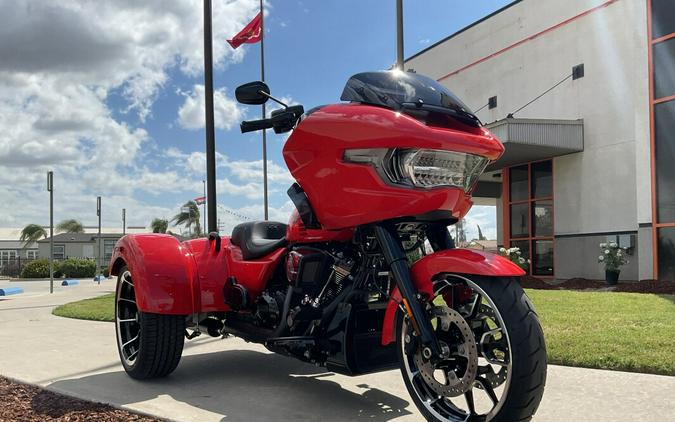 FLTRT 2026 Road Glide 3