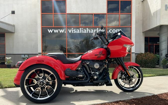 FLTRT 2026 Road Glide 3