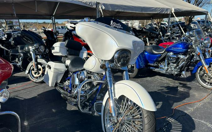 2006 Harley-Davidson CVO™ Screamin' Eagle® Fat Boy®