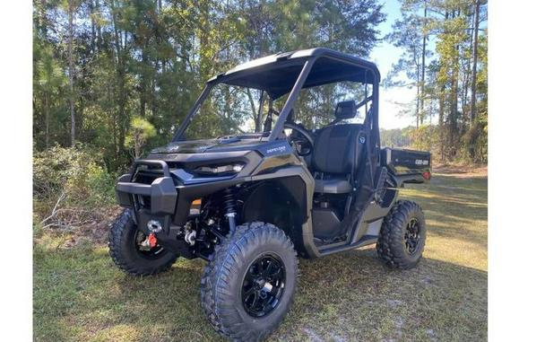 2026 Can-Am® Defender XT HD11