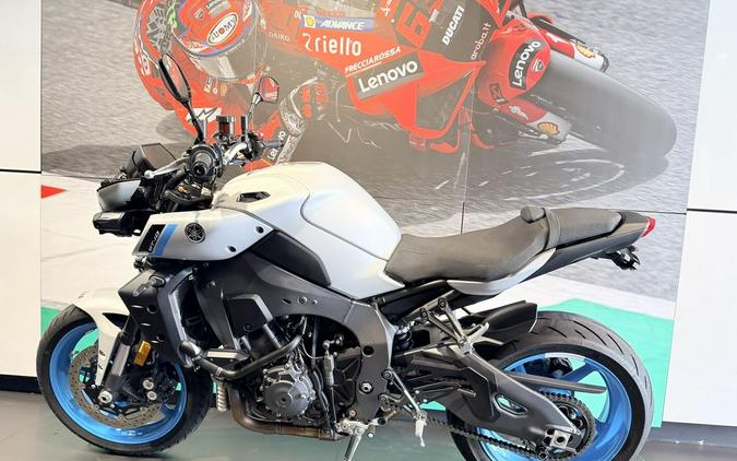 2025 Yamaha MT-10