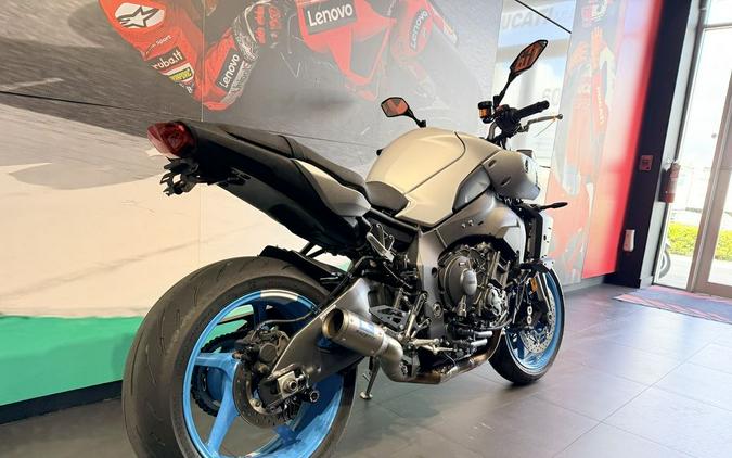 2025 Yamaha MT-10
