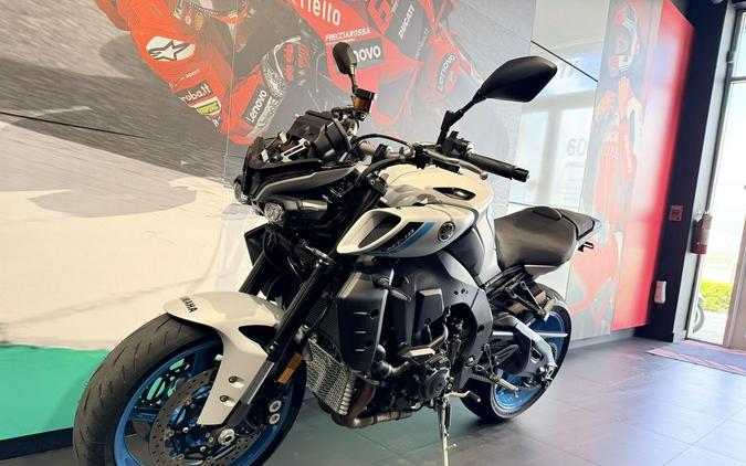 2025 Yamaha MT-10