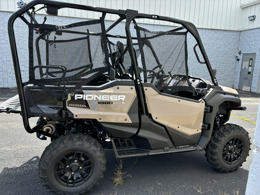 2023 Honda Pioneer 1000-5 Deluxe