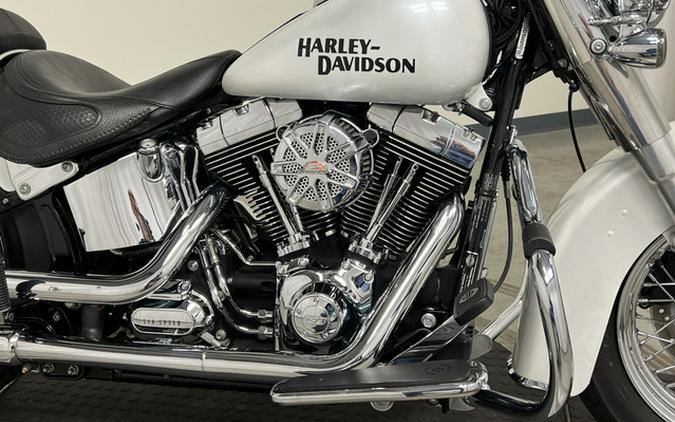 2013 Harley-Davidson Softail Deluxe Deluxe FLSTN